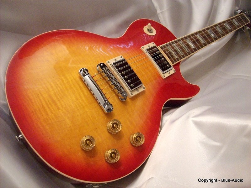 GIBSON Chitarra Elettrica LES PAUL STANDARD PLUS Cherry Sunburst