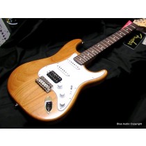 FENDER Chitarra Elettrica mod.Stratocaster HIGHWAY ONE HSS (USA)  RW Ambra Trasparent