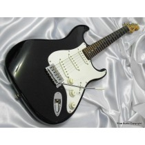 SQUIER Fender/C Chitarra Elettrica  modello  STRATO BK  nera